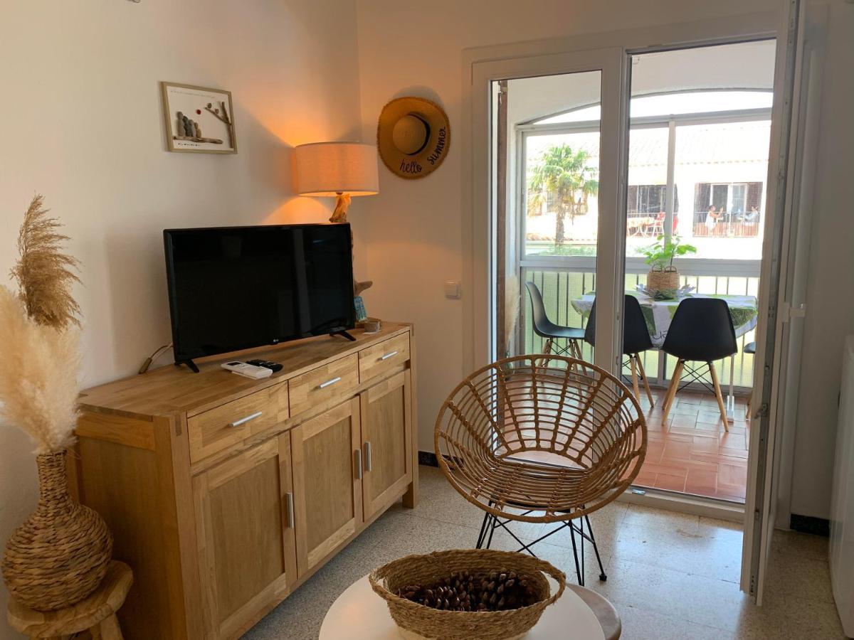 Cosy Apartment Of L'Escala Beach Εξωτερικό φωτογραφία